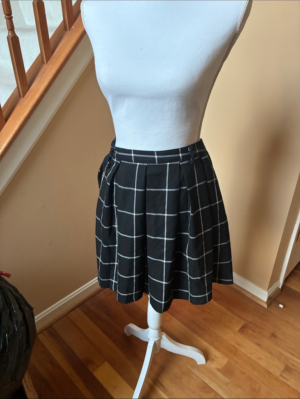 Black Windowpane Pleated Skirt